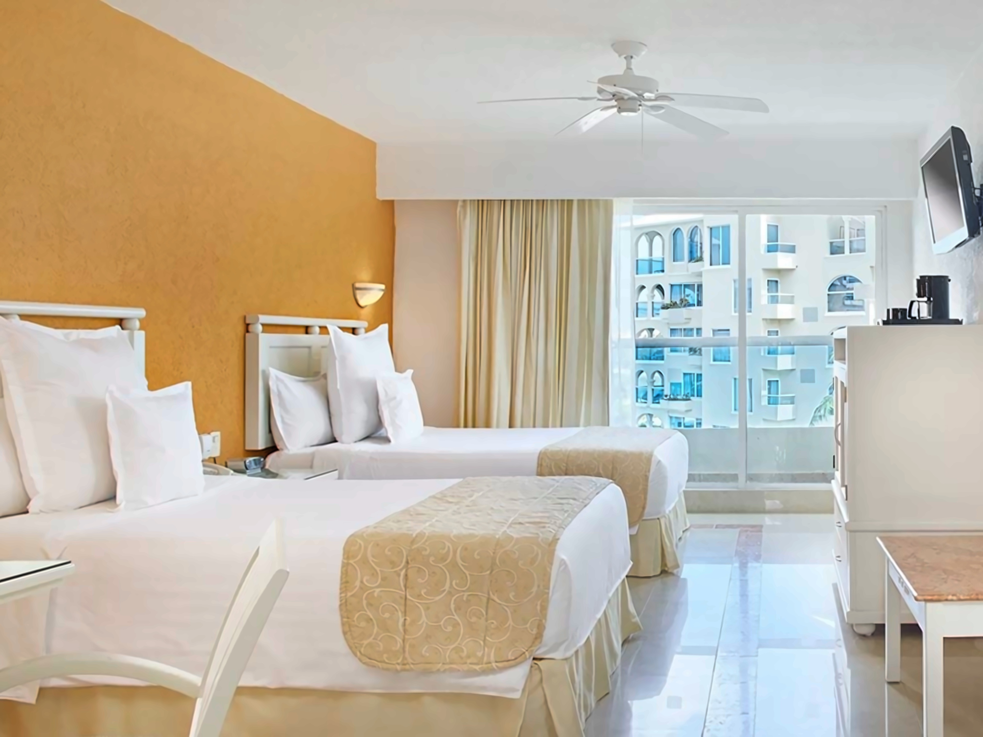 Occidental Costa Cancun Cancun Мексика photo, price for the vacation ...