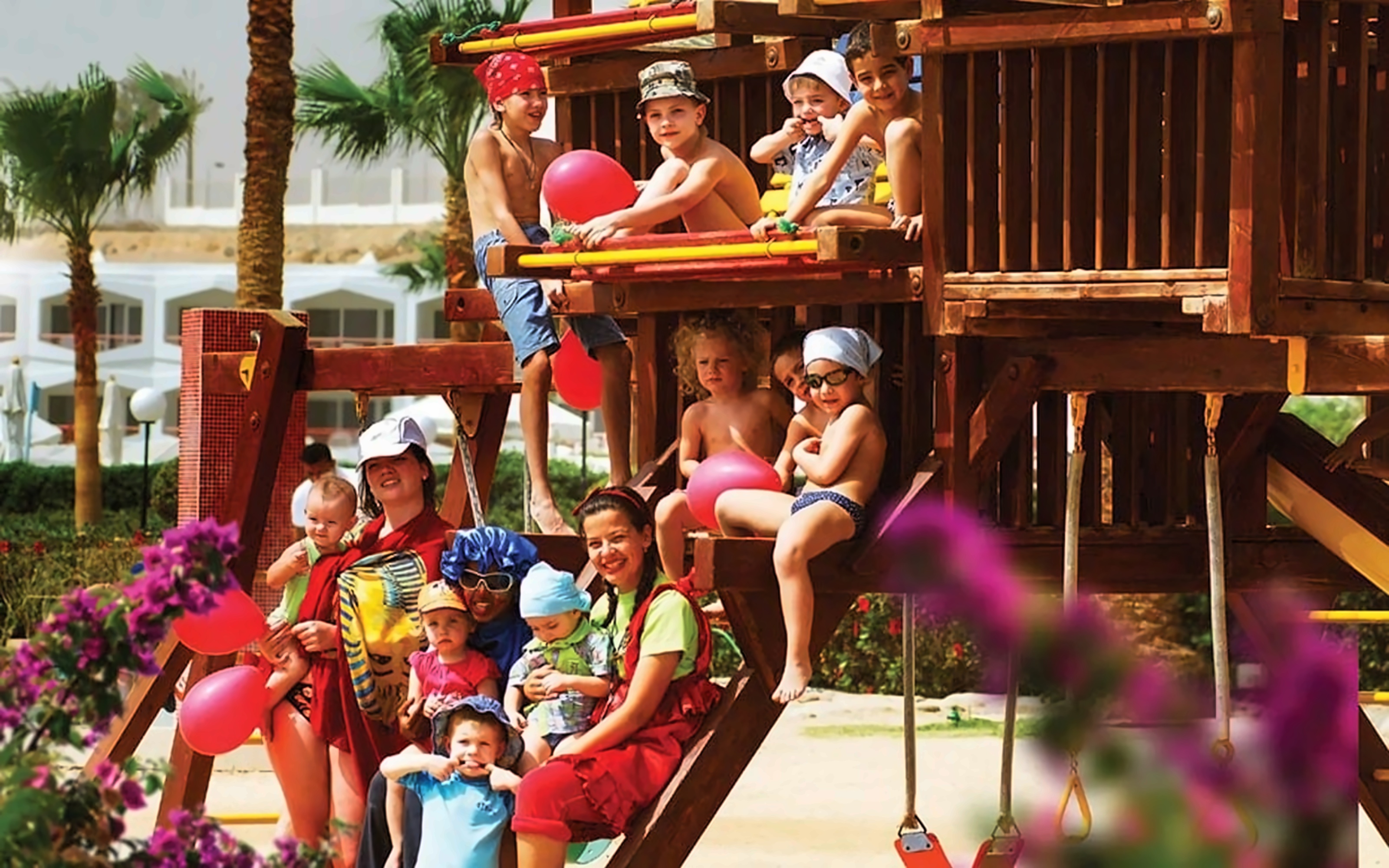 Albatros beach club abu soma. Египет отель для детей. Египет для детей. Albatros amwaj abu soma 4 египет сома бэй. Египет семья.