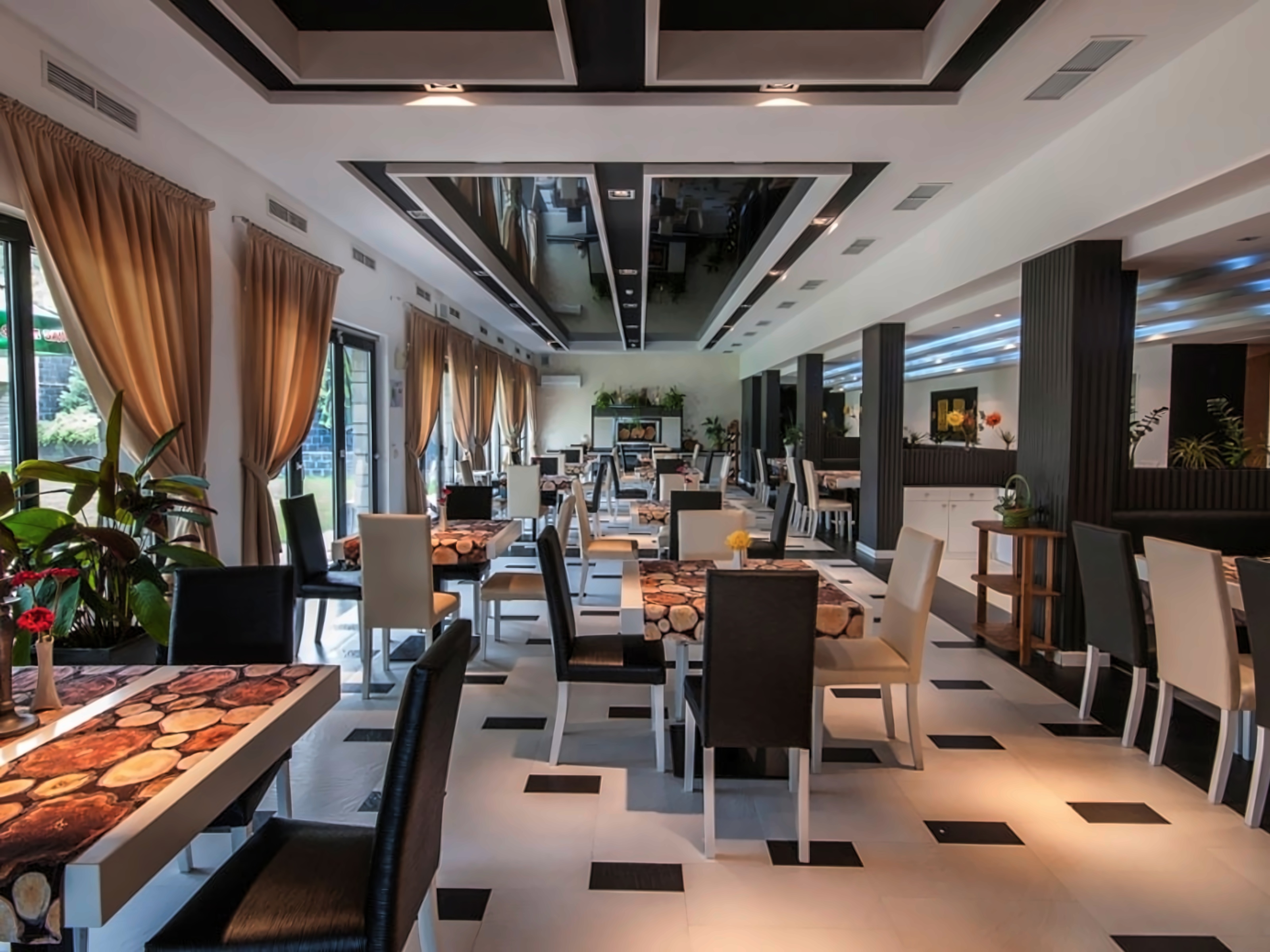 Saint George Palace (Bansko) Банско Болгария photo, price for the ...