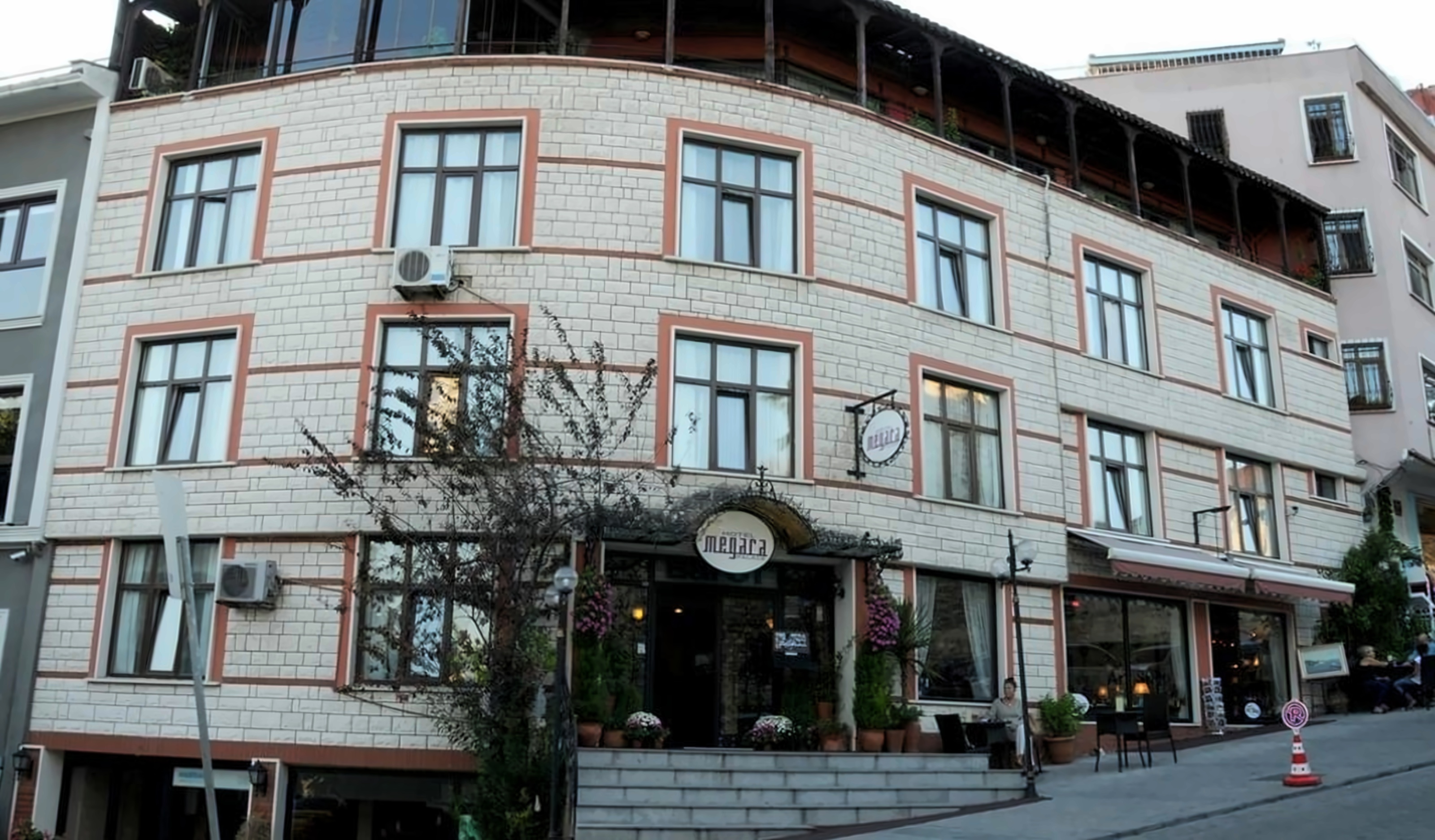 Megara Palace Hotel Sultanahmet Turkey photo, price for the vacation ...